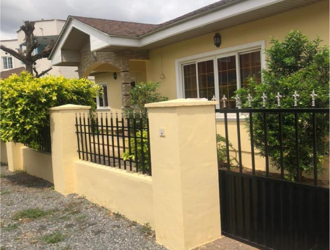 3 bedroom at ashongman for sale