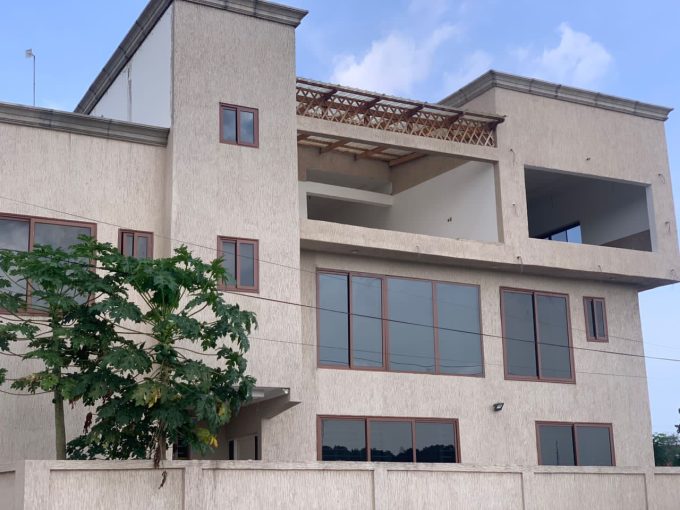 Luxurious 8-Bedroom House in East Legon For Sale 4