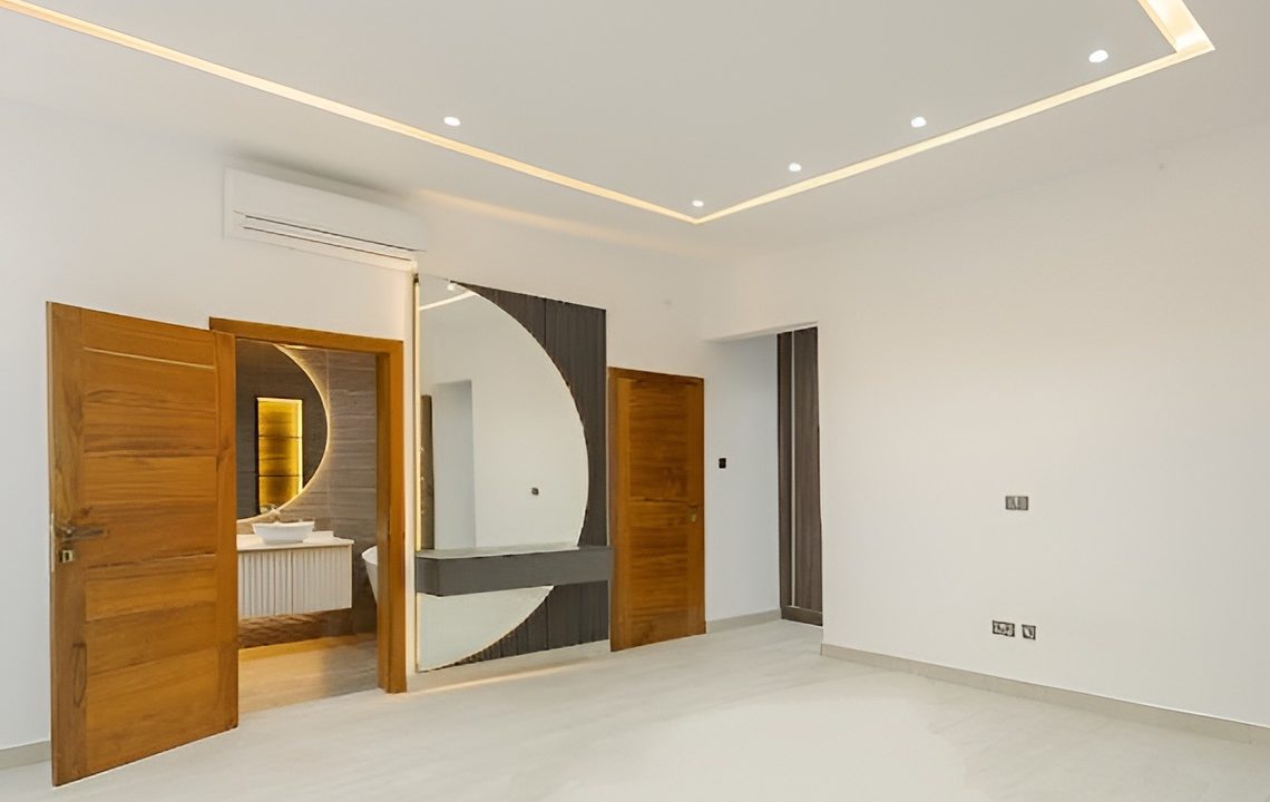 Modern 3 Bedroom Residence for Sale in East Legon, Accra 3
